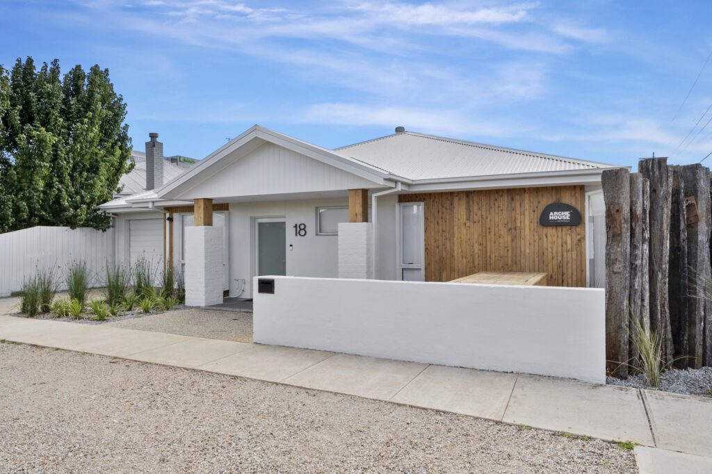 18 Anderson Street Werribee